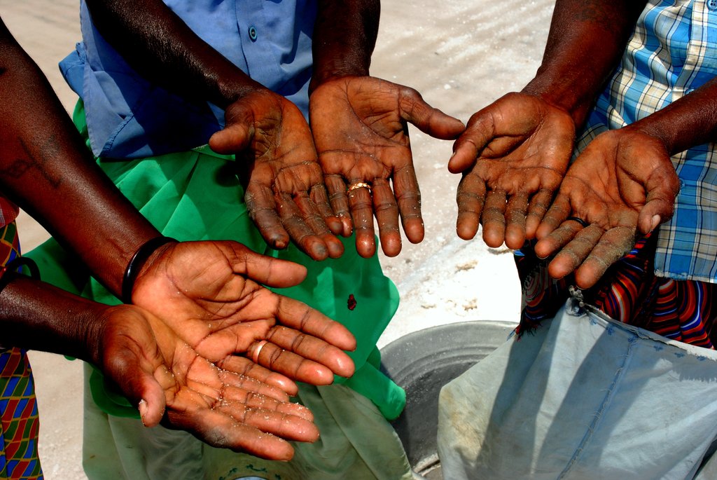 Enhance health of 900 SaltPan Women in South India