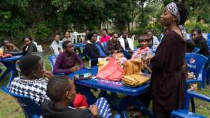 Alumnae discuss ways to give back to the community