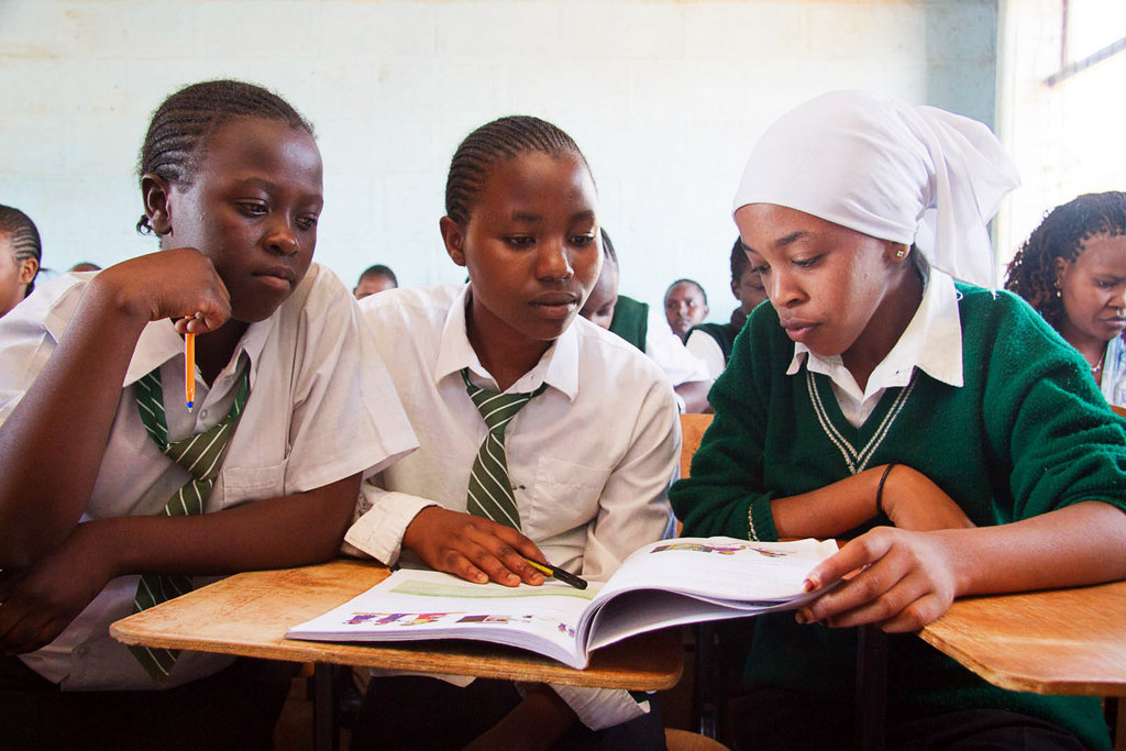 Equip Girls in Nairobi's Slums w/ Business Skills