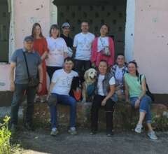 Halli Galli visiting families