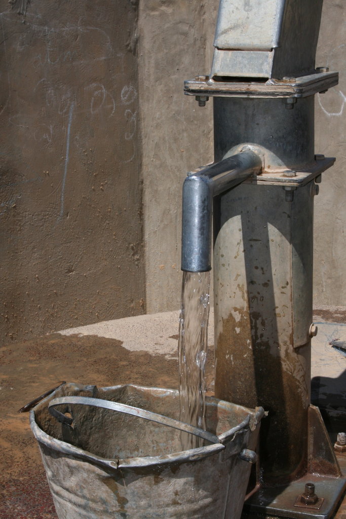 Educate 70 children in the village of Mora, Mali