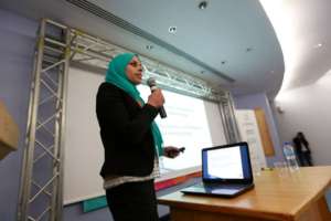 Sahar pitching her business at An-Najah University