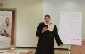 Ruba presents her business idea to the class!