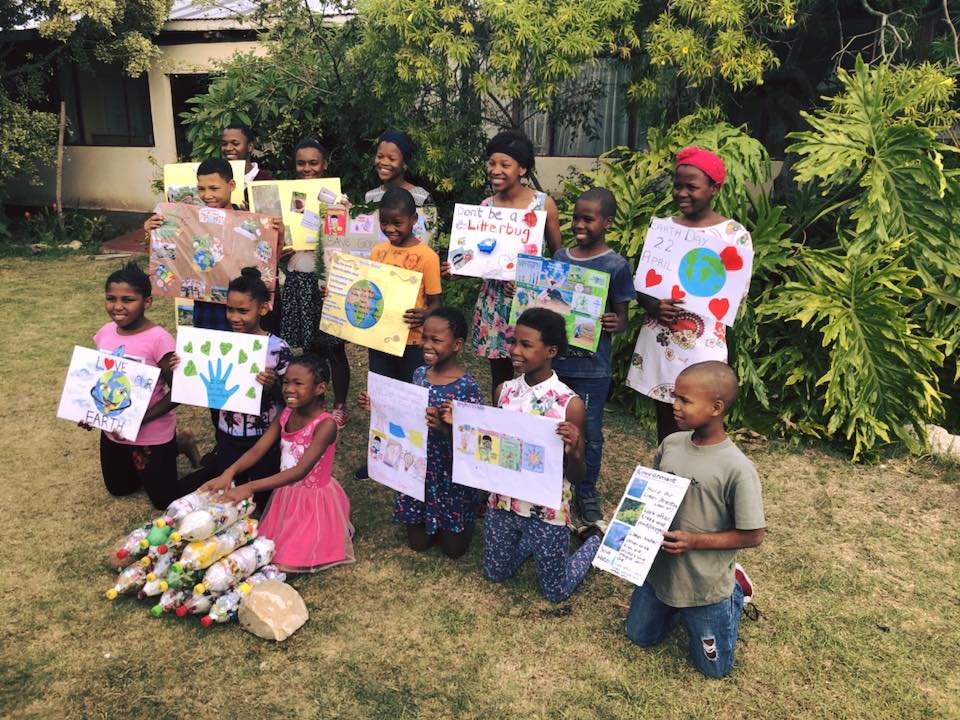 Environmental awareness campaign on Earth Day 2018