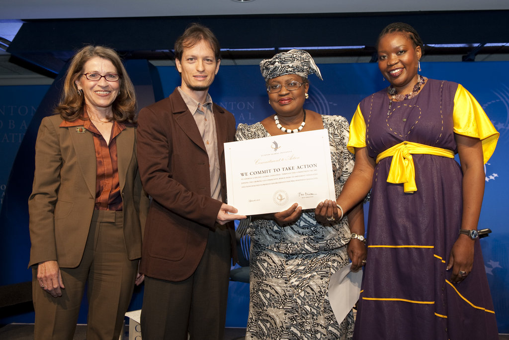 You give 2, SITAWI lends 20, we change 2,000 lives