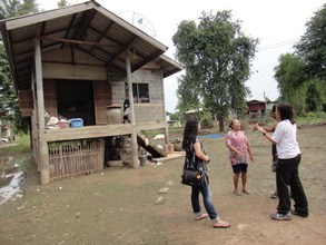 Meeting with a family affected by the floods