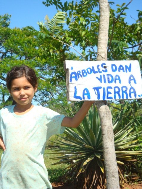 Give toilets to 200 children in Paraguay