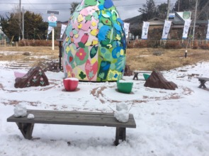Snow Scene of Temporary Shop Arcade