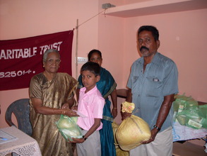 A Target Child is receiving the nutrition food