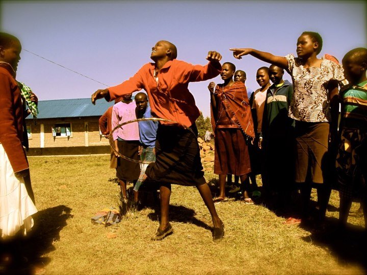 The hula hoop (photo by Caroline Annandale)