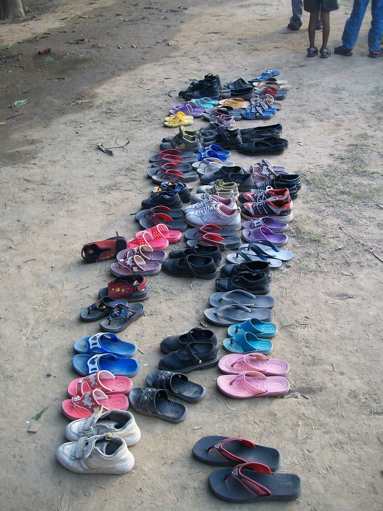 Empower 100 unprivileged Indian children