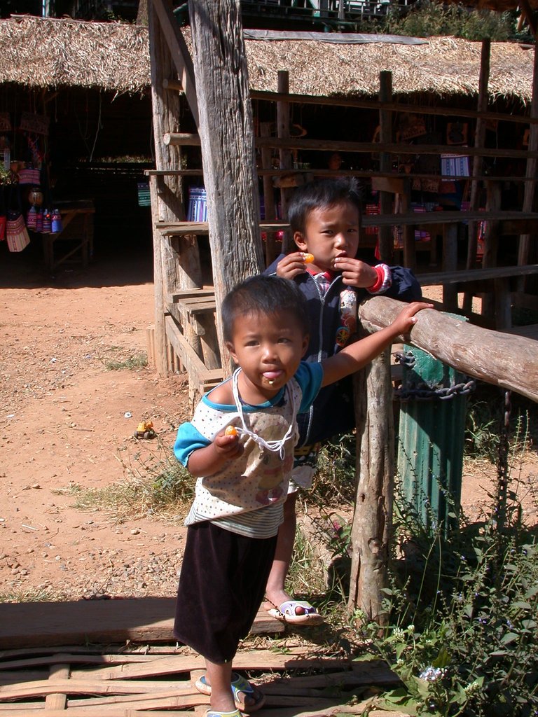 Help us bring our Thai artisans to safety!
