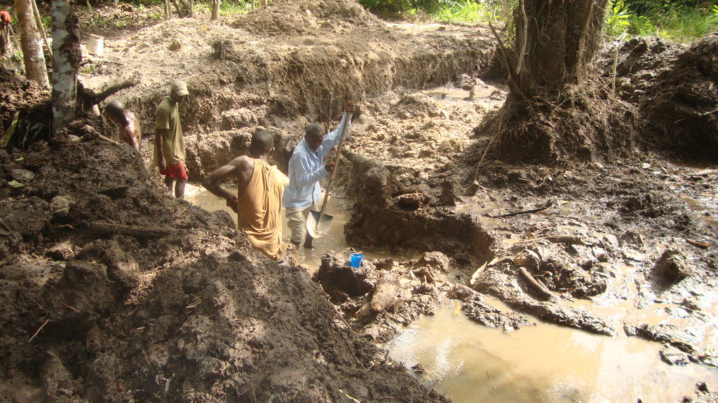 Provide equipment and training to Liberian miners