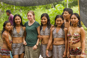 Intern Claire at Sumak Allpa