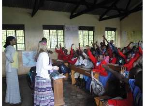 US Volunteers at Rushakyi Primary - Spring 2013