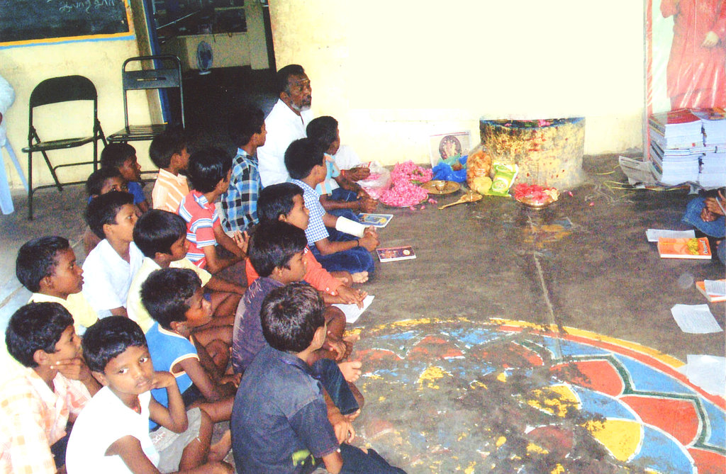 Feed 50 children of Hiv/Aids patients in India - GlobalGiving