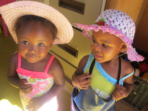 1ST SCHOOL DAY - SUN HATS NEVER LOOKED SO COOL
