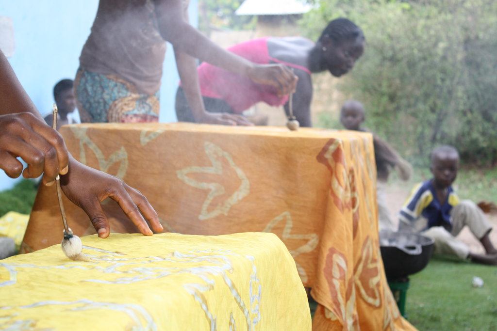 Arts Training for 50 Orphaned Youth in Kroo Bay