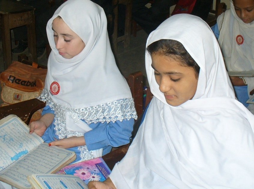 Send 2000 Children in Pakistan to School