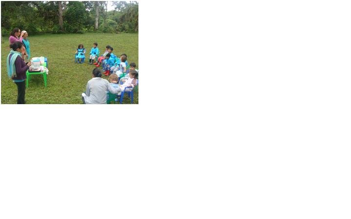 Funding an Ecuadorian School Through Recycled Art