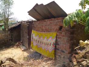 Ramshackle old house were Zaida lived