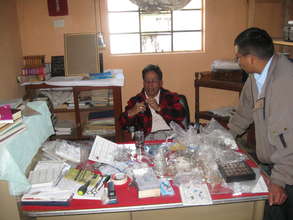 An Economic Guatemalan Jeweler