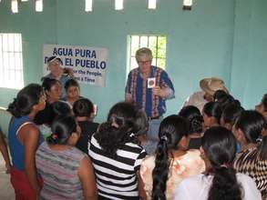 Sharing Water Testing Results in Palenque, Mexico