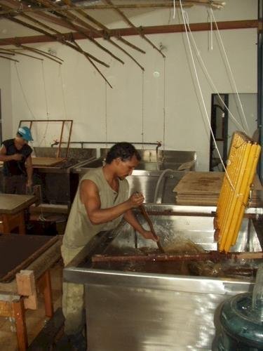 Locally-Made Paper & Craft to Preserve the Amazon