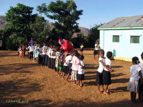 Santa in Fiadanana -look at all the trees!