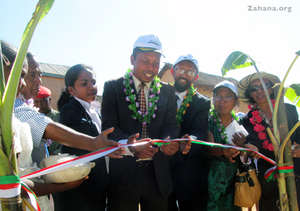 Cutting the ribbon for the new health center
