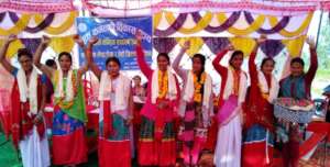 FKDF networking with political candidates