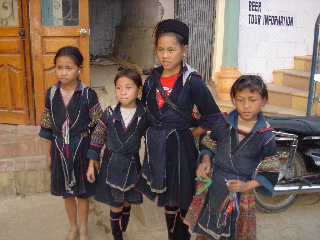 1000 doctors free 3rd world from charity reliance