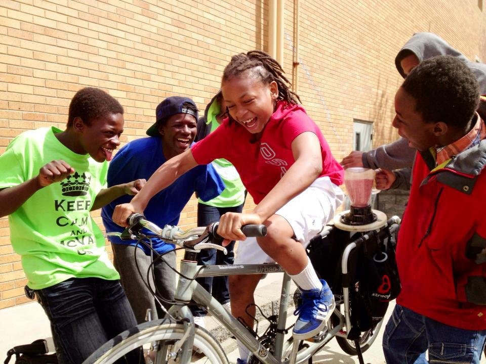 Making a bike-powered smoothie