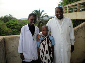 Dr Nestori, assistant and Kikongo