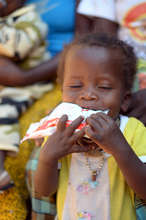 Plumpy'Nut in Burkina Faso - Photo 2