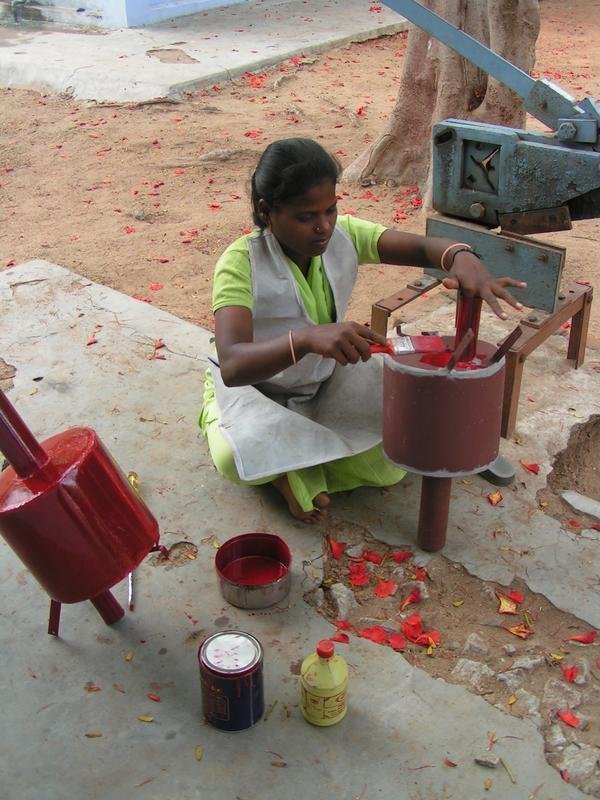 Reduce Poverty for Indigenous Rat Catchers