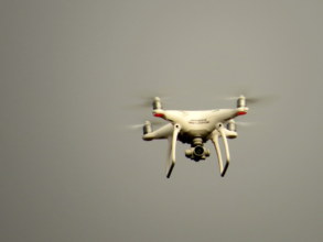 Quad-copter for surveillance