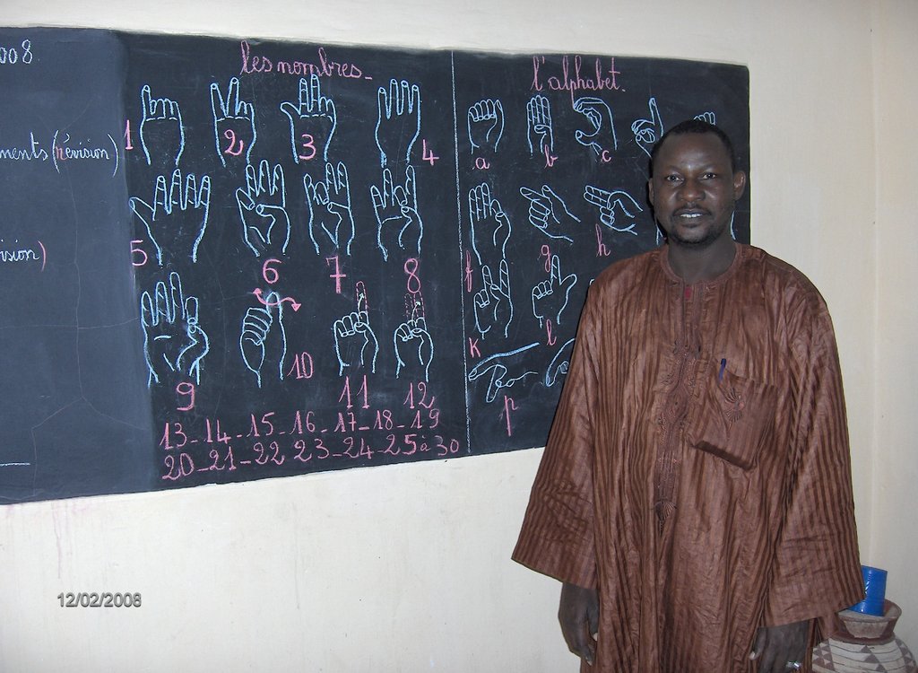 Educate hearing-impaired children in Timbuktu