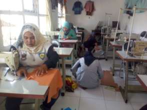 Learning to use sewing machine