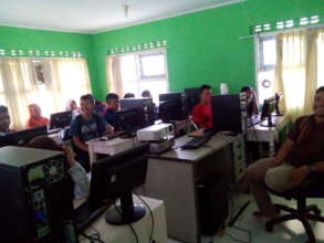 Happy computer class students