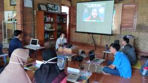 YUM's English online class with Binus University
