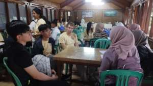 The groups at YUM hall