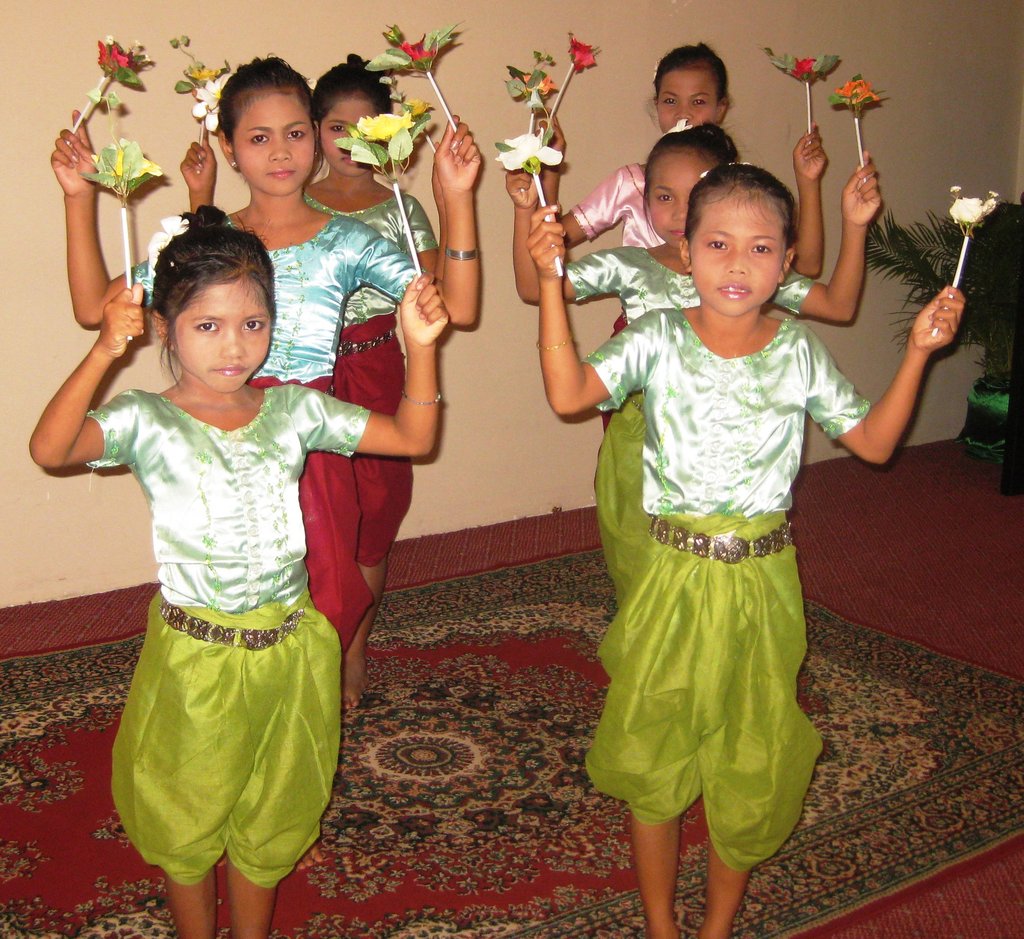 Keep 28 At-Risk Cambodian Girls in School