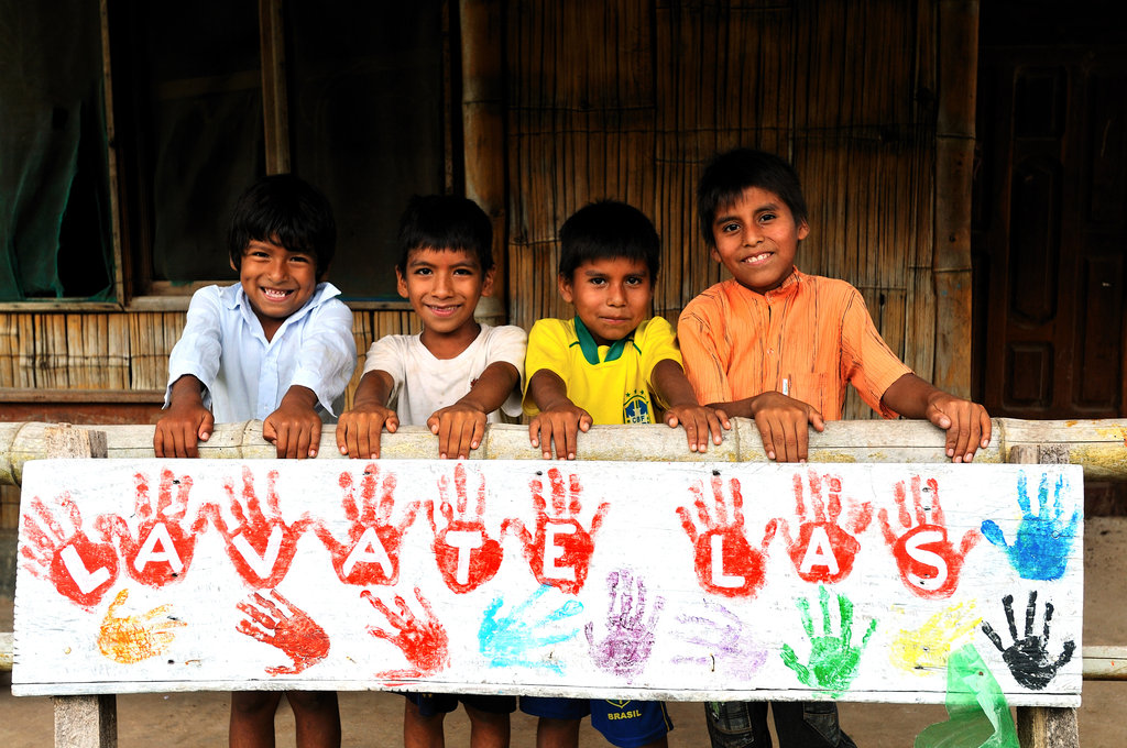 Safe Drinking Water for 40 schools in Bolivia