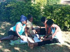 Knitting club meet to study together