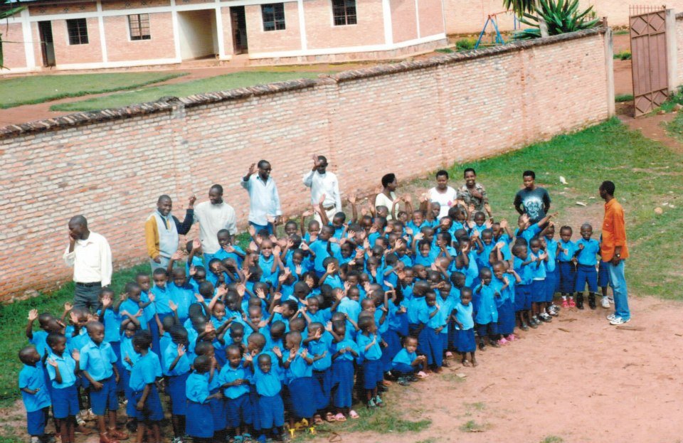 Support a school for 450 students in Burundi!