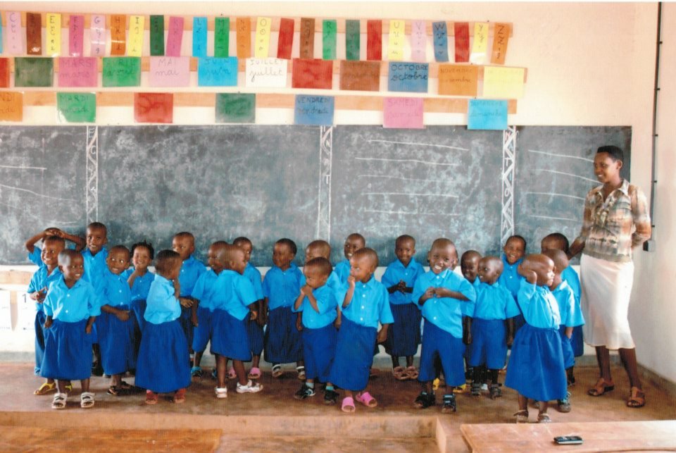 Support a school for 450 students in Burundi!