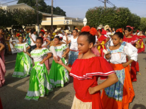 Such beautiful traditional dresses!