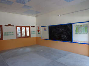 Jabri School - Inside a classroom