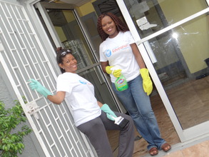 Our Volunteer Charmaine and CEO are ready to clean